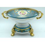 A Japanese Noritake porcelain centre piece. 17 x 23 cm.