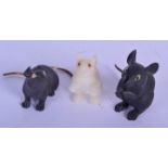 AN UNUSUAL SET OF THREE EARLY 20TH CENTURY EUROPEAN HARDSTONE AND GOLD MICE possibly Russian, one in