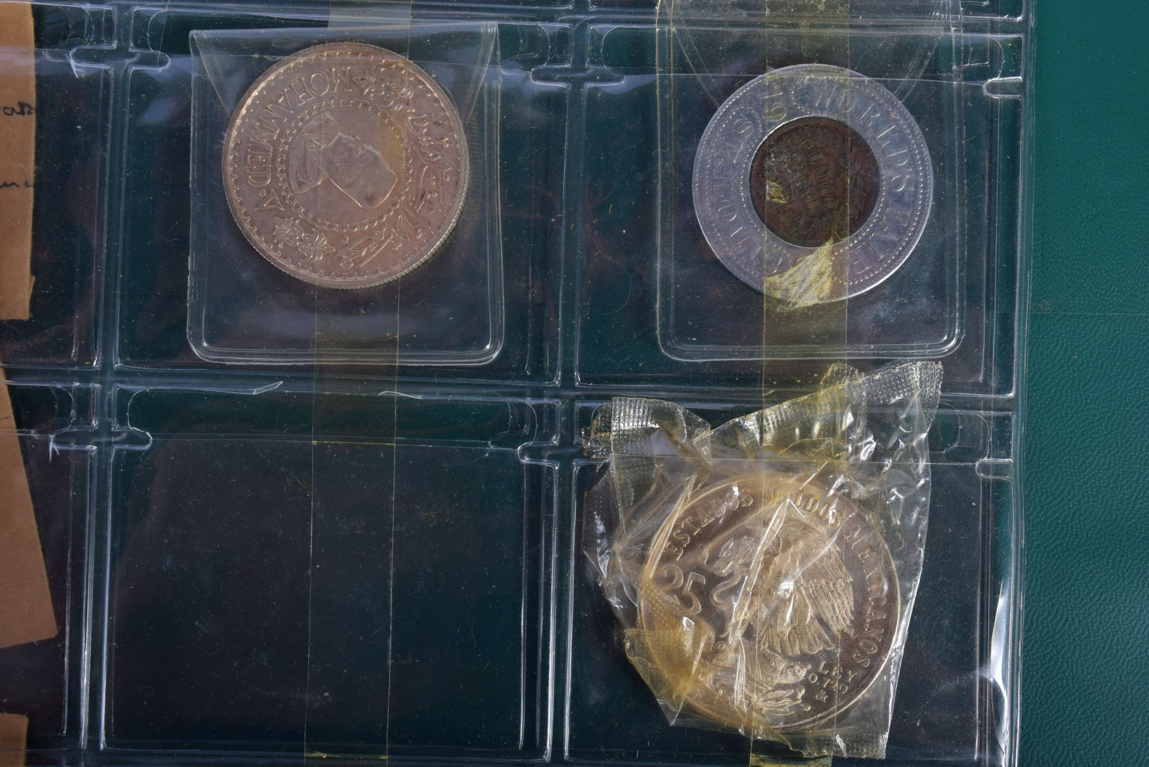 A PROOF SET OF JAPANESE COINS K C Co Yokohama Japan, together with a book of coins. (qty) - Image 5 of 7