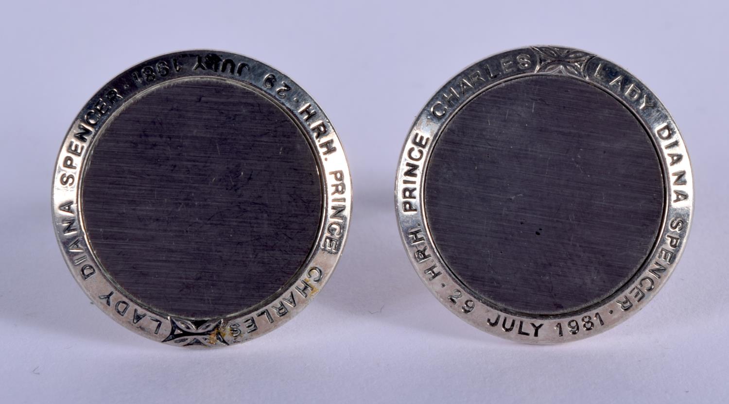 A PAIR OF DIANA SPENCER CUFFLINKS. 23 grams. 2.5 cm x 2.5 cm.