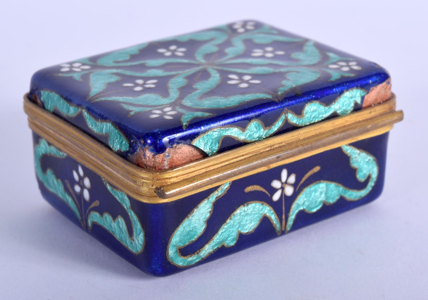 AN ART NOUVEAU EUROPEAN ENAMELLED BOX. 96 grams. 3.5 cm x 7 cm. - Bild 2 aus 5