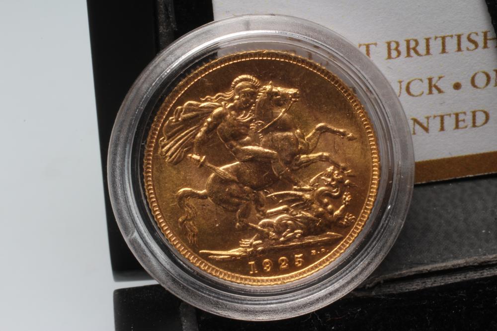 A GEORGE V SOVEREIGN, 1925, in capsule, cased with certificate (Est. plus 17.5% premium) - Image 2 of 3
