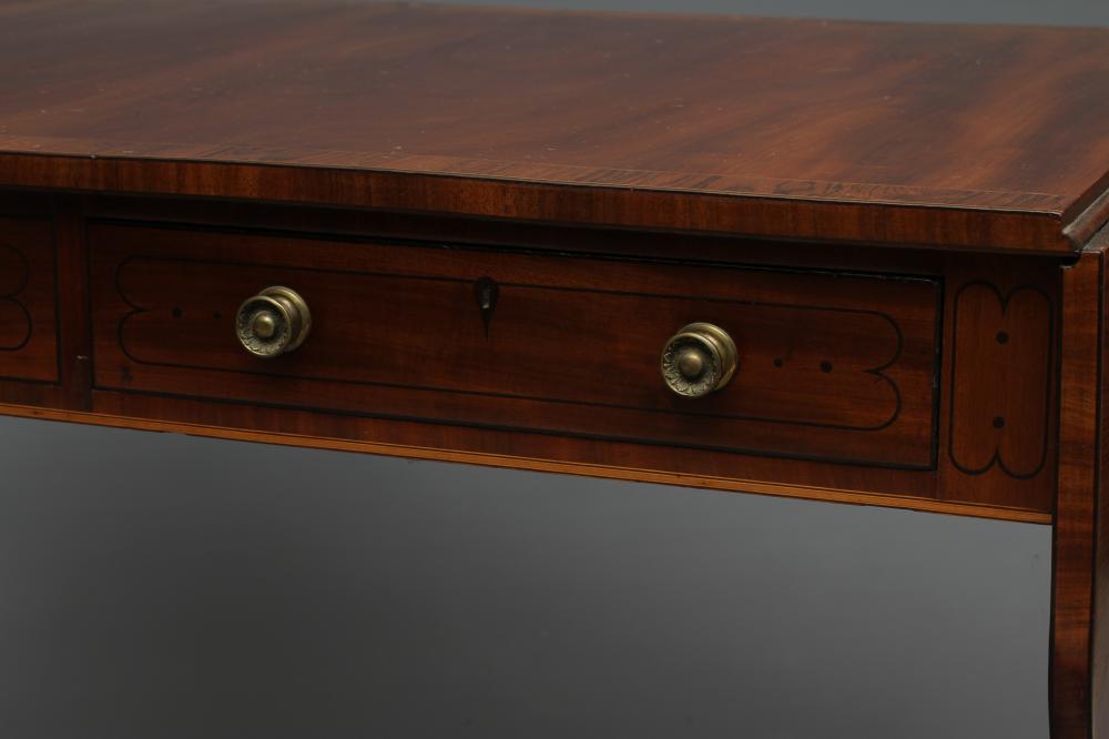 A REGENCY MAHOGANY AND ROSEWOOD BANDED SOFA TABLE, of rounded oblong form with ebony stringing, - Image 3 of 4