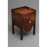 A GEORGIAN MAHOGANY BEDSIDE COMMODE, 3rd quarter 18th century, of oblong form, the tray top