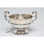 AN EDWARDIAN SILVER ROSE BOWL, maker's mark GH, London 1911, of typical single girdled circular form