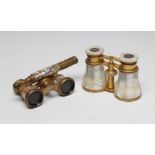 A PAIR OF FRENCH OPERA GLASSES, late 19th century, the gilt metal case veneered with panelled mother
