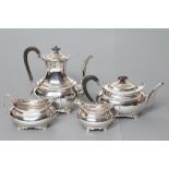 AN EDWARDIAN SILVER FOUR PIECE TEA AND COFFEE SERVICE, maker's mark HA, Sheffield 1901 (coffee