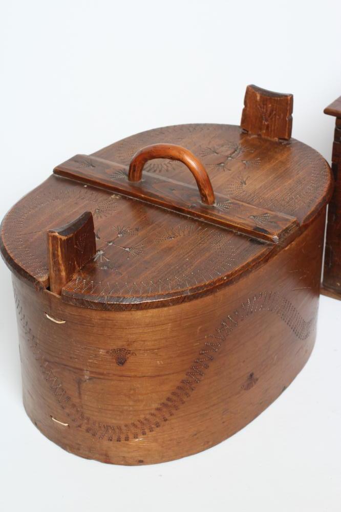 A SCANDINAVIAN BENTWOOD FOOD STORAGE BOX, 19th century, the detachable lid with fixed loop handle - Image 2 of 4