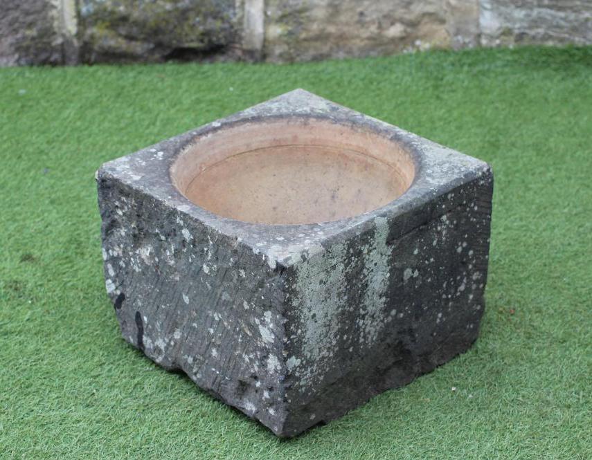 A FINE CUT SANDSTONE SQUARE PLANTER with circular depression, 15 1/2" x 11 3/4" (Est. plus 21%