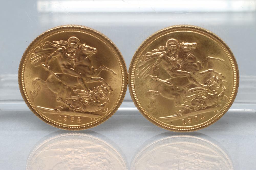 TWO ELIZABETH II SOVEREIGNS, 1968 and 1974, 16g total (Est. plus 17.5% premium)