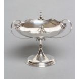 AN EDWARDIAN PEDESTAL DISH, maker James Dixon & Sons, Sheffield 1907, of shaped circular form with