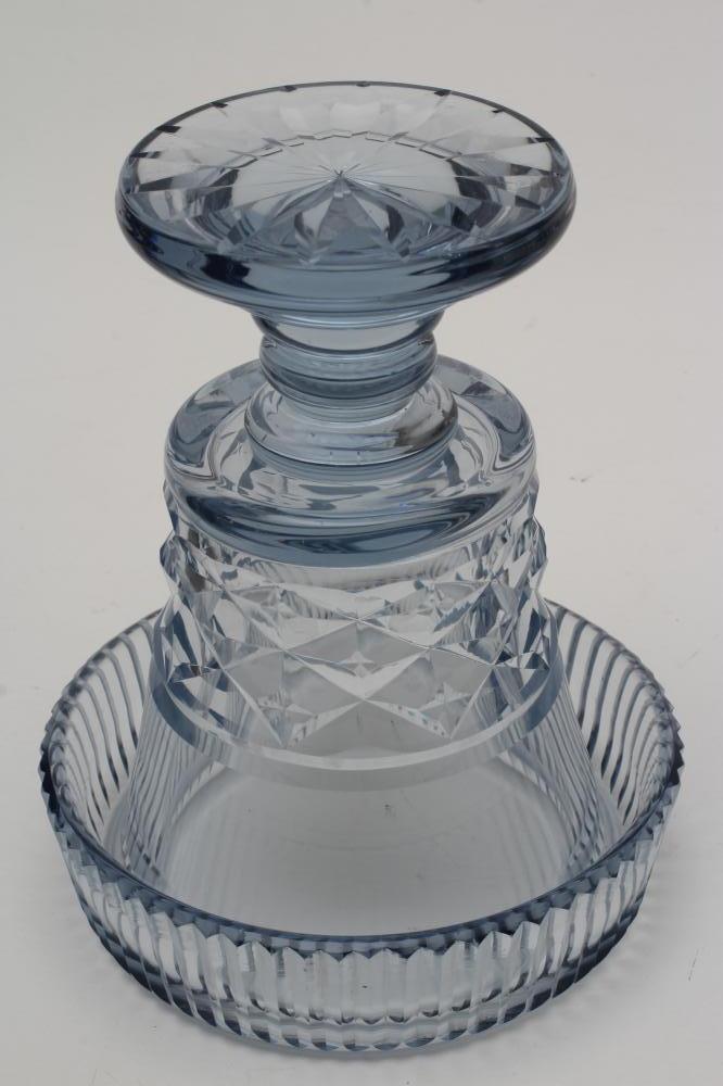 A PAIR OF BLUE/GREY GLASS URNS, 20th century, of flared cylindrical form with deep everted slice cut - Image 3 of 3