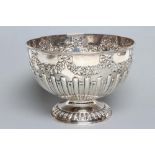 A LATE VICTORIAN ROSE BOWL, maker William Haseler, London 1901, of semi fluted circular form,