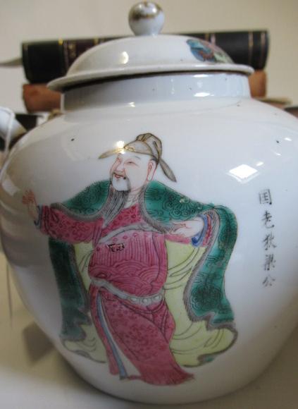 A CHINESE PORCELAIN TEAPOT AND COVER of rounded cylindrical form, painted in coloured enamels with a - Image 16 of 20