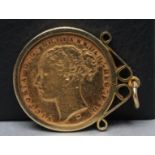 A VICTORIA YH SOVEREIGN, 1882, in a 9ct gold loose pendant mount, 9.7g gross (Est. plus 17.5%