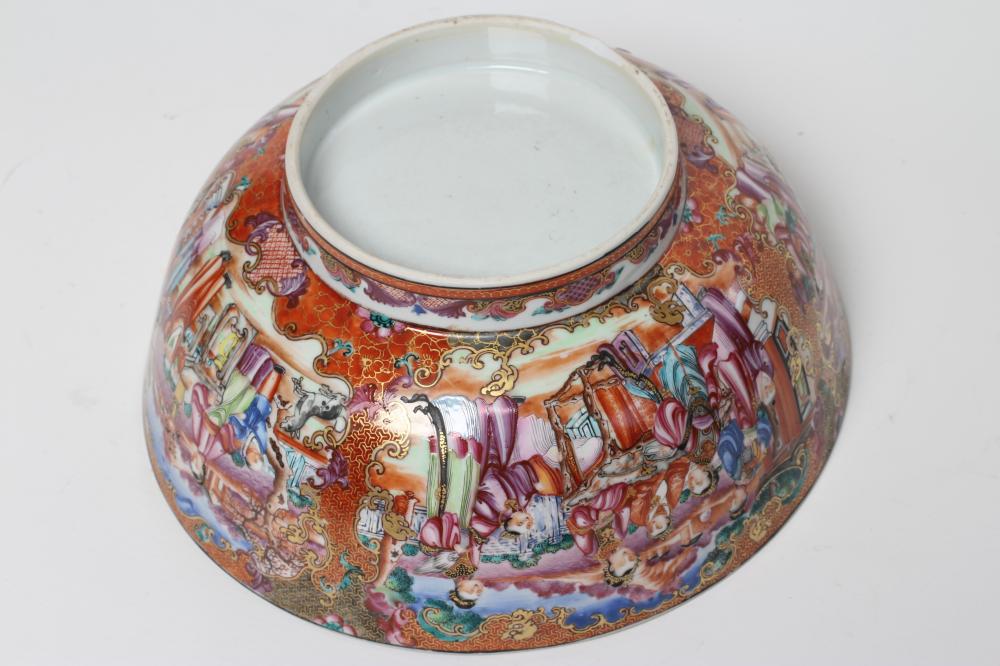 A CHINESE EXPORT PORCELAIN PUNCH BOWL painted in famille rose enamels with panels of figures, - Image 3 of 4