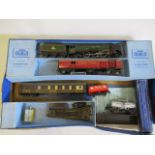 Hornby Dublo Duchess of Montrose, Pullman coach, three goods trucks and three rail point, F (Est.