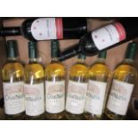 Eight bottles of Chilean wine, comprising three bottles 2009, two bottles 2014 and one bottle 2011