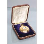 AN 18CT GOLD HALF HUNTER TOP WIND POCKET WATCH, the white enamel dial with black Arabic numerals,