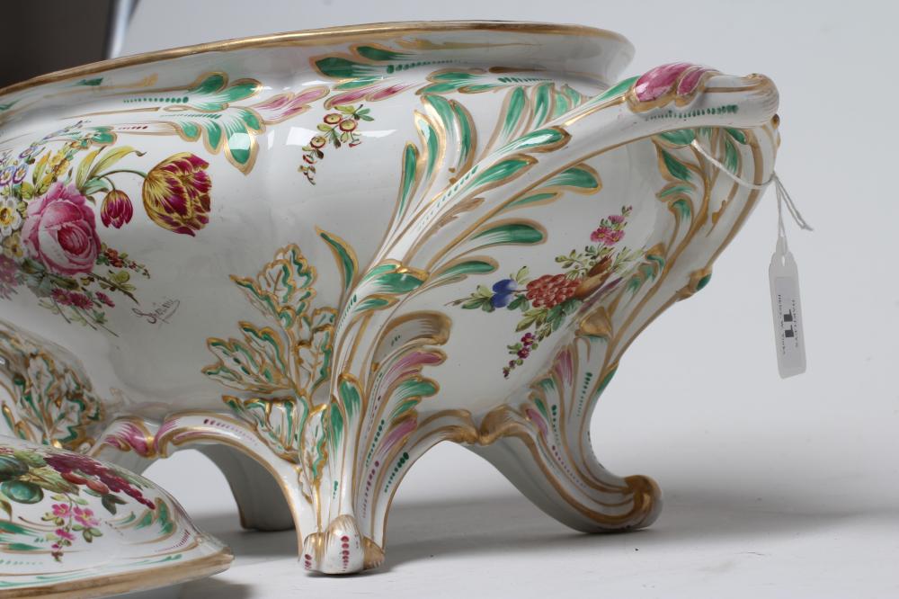 A LARGE ST. AMAND ET HAMAGE FAIENCE TUREEN AND COVER, early 20th century, of lobed oval form with - Image 4 of 4