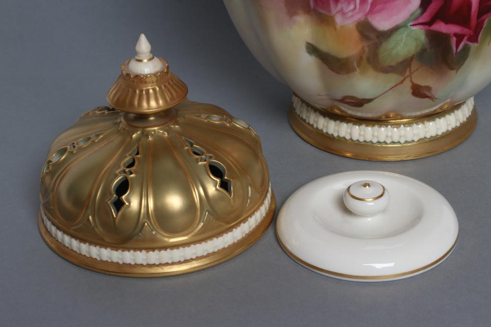 A ROYAL WORCESTER CHINA POT POURRI VASE AND COVERS, 1912, of melon fluted form painted in polychrome - Image 3 of 7