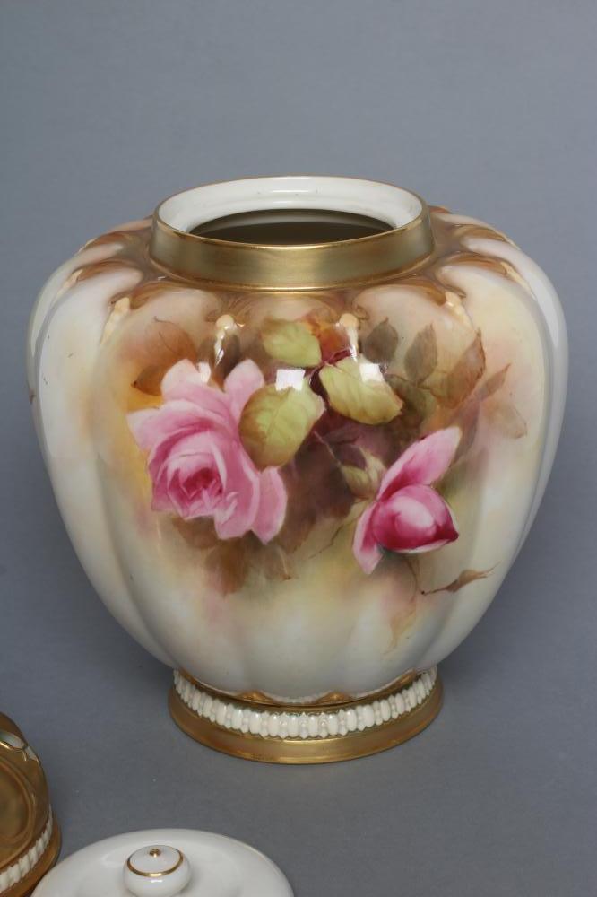 A ROYAL WORCESTER CHINA POT POURRI VASE AND COVERS, 1912, of melon fluted form painted in polychrome - Image 4 of 7