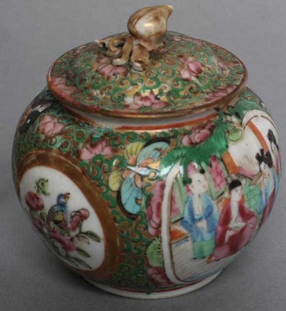 A CANTONESE PORCELAIN SMALL TEAPOT AND COVER of squat globular form, painted in famille rose enamels - Image 2 of 5