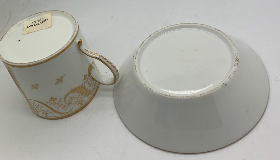 Two cups/saucers comprising a 19thC Meissen ornithological coffee can and saucer with a Paris - Image 7 of 7