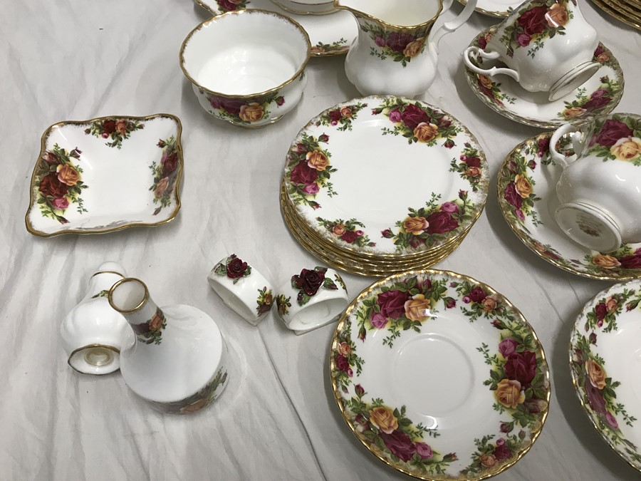 Royal Albert Old Country Roses tea and dinner war, tea set, teapot, milk and sugar bowl, 6 side - Image 7 of 8