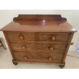 Victorian 3 height chest of drawers, two short over 2 long on tuned feet and raised back and