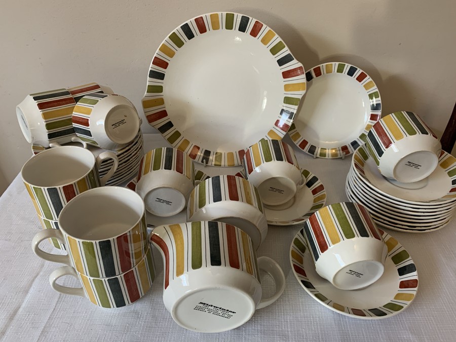 Midwinter tea service, Mexicana pattern comprising 11 cups, 12 saucers, 12 plates, large plate, milk