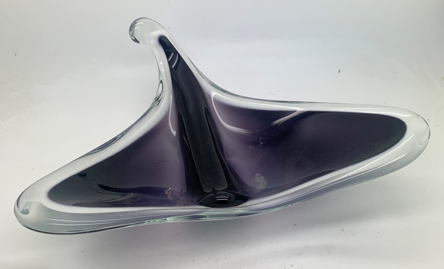 Six pieces of Flygsfors glass including Paul Kedelv Manta Ray dish 22.5 cms. All marked Flysgfors - Image 4 of 4