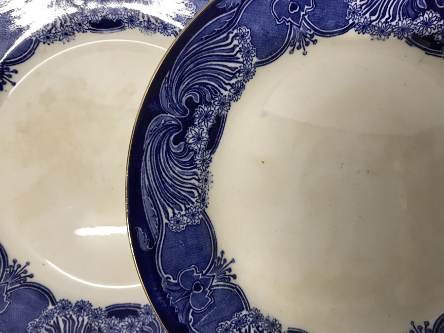 A Wedgwood and Co Ltd 'Granada' Royal Semi porcelain, blue, white & gold rimmed part set to - Image 7 of 7