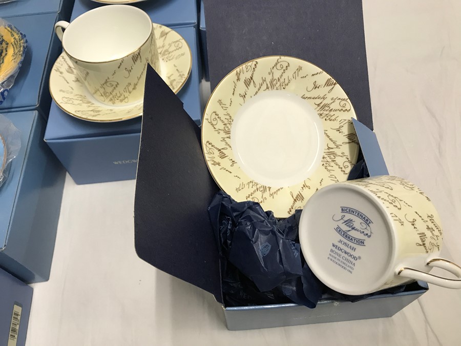 Wedgwood, Grand Tour collection. 6 decorative plates 20.5cms w, 6 coffee cup and saucers and - Image 5 of 6