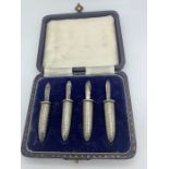 Cased hallmark silver sweetcorn holders, Birmingham 1977 with Jubilee mark. Maker J B Chatterley and