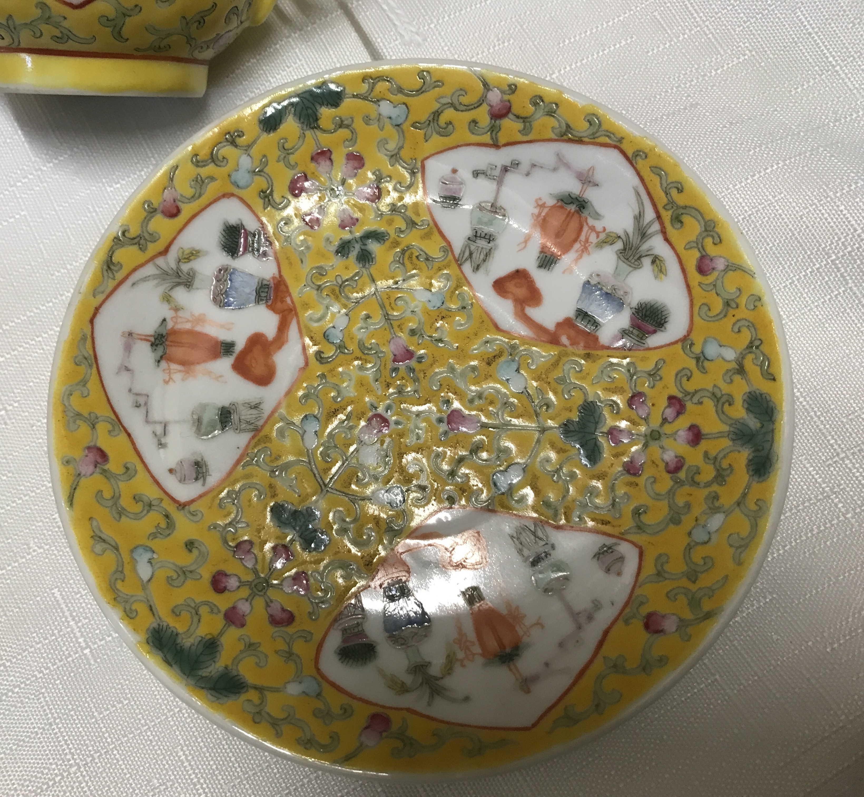 Chinese famille jeune tea bowl, cup and two saucers with square seal marks. Condition ReportNibble - Image 9 of 9