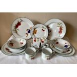 A Royal Worcester Evesham Vale part dinner set to include 4 dinner plates 27cms d, 4 medium plates