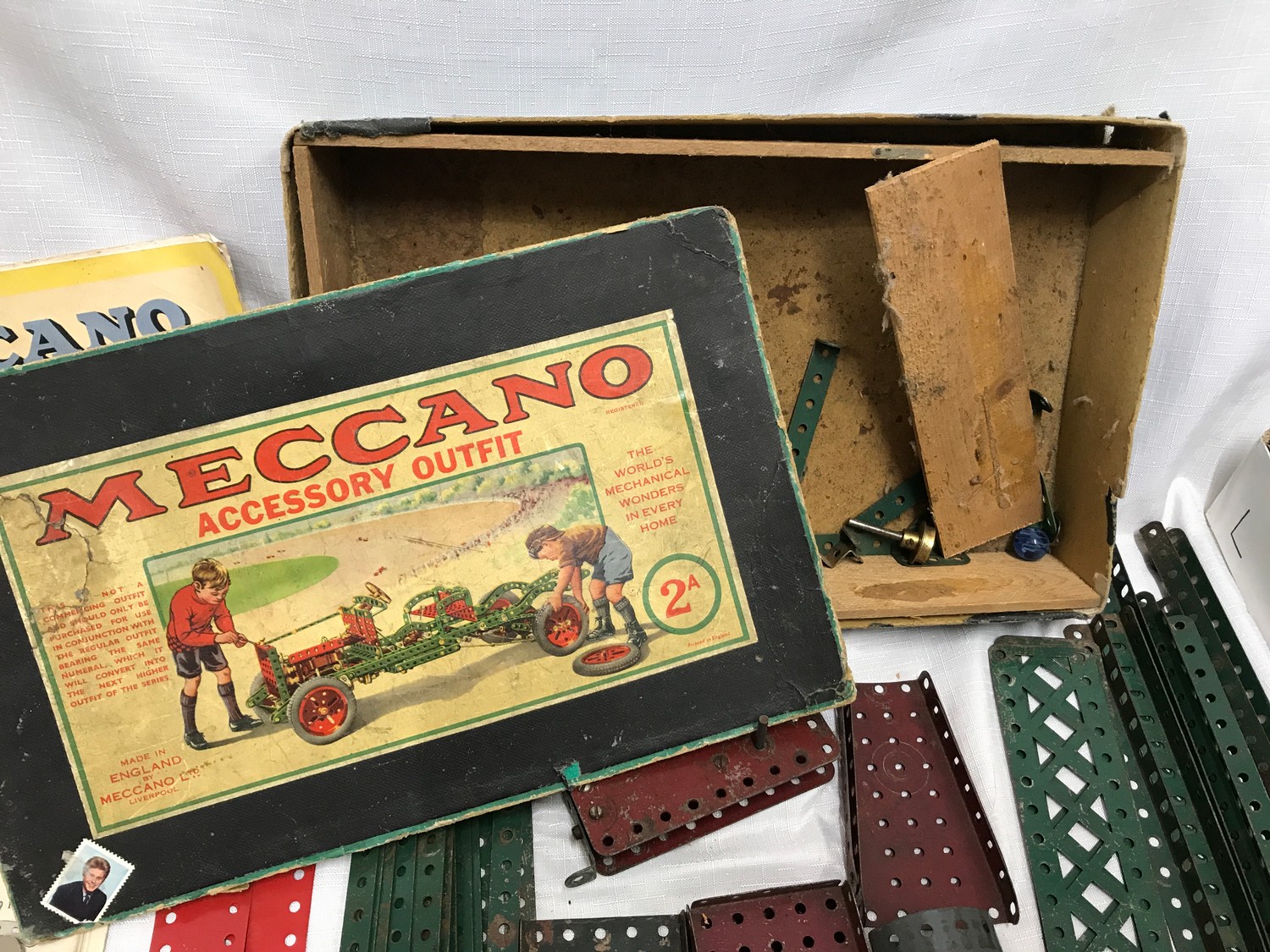 Meccano collection, accessory outfit, 2A box, instruction booklets, Meccano screws tins, playworn - Image 6 of 7