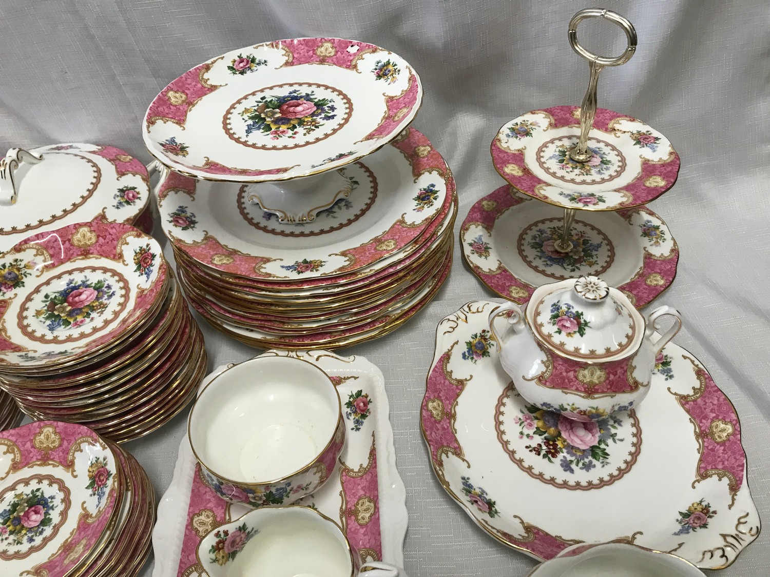 Royal Albert Lady Carlyle tea and dinner ware. Pink ground floral design with gilt border. 129 - Image 7 of 13