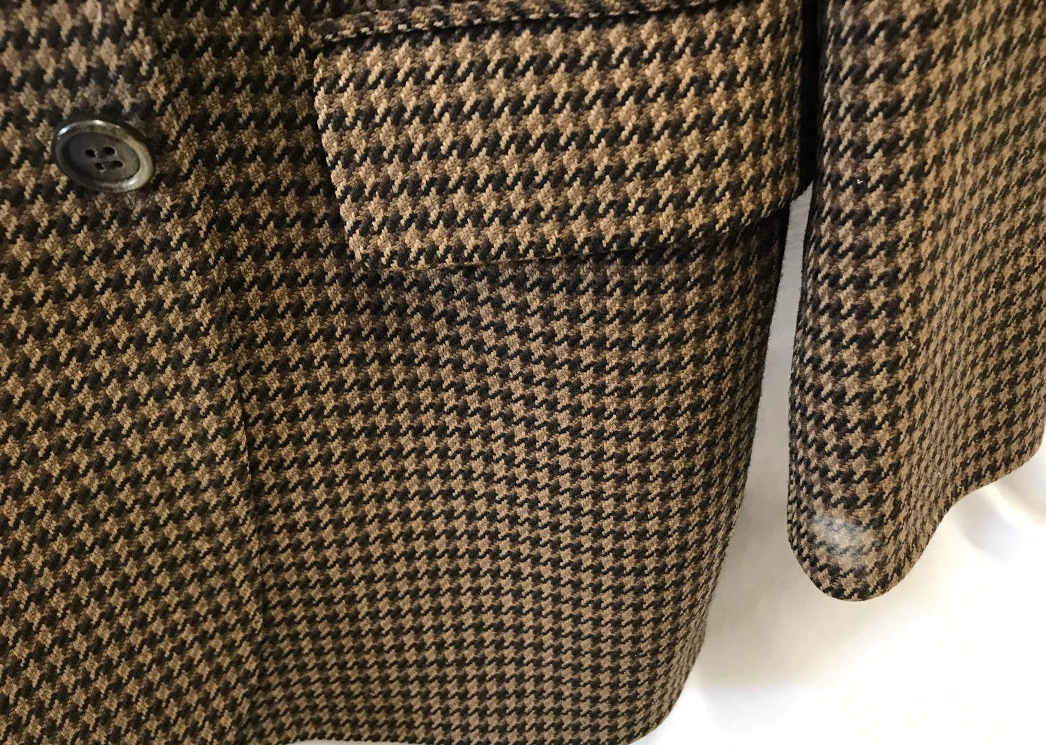 Christian Dior Gentleman's Jacket, dog tooth pattern pure wool, viscose lined size 40 regular. - Image 2 of 6