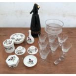 A mixed lot to include Wedgwood Hathaway Rose trinket dishes, candlestick and small vase, a cut