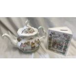 A Royal Doulton "Brambly Hedge" Teapot 18.5cms h Jill Barklem design 1985 and a Summer Story Savings