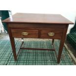 A mahogany Draughtman's desk on square tapered legs with a lift up top. 92cms w x 62cms d x 75cms