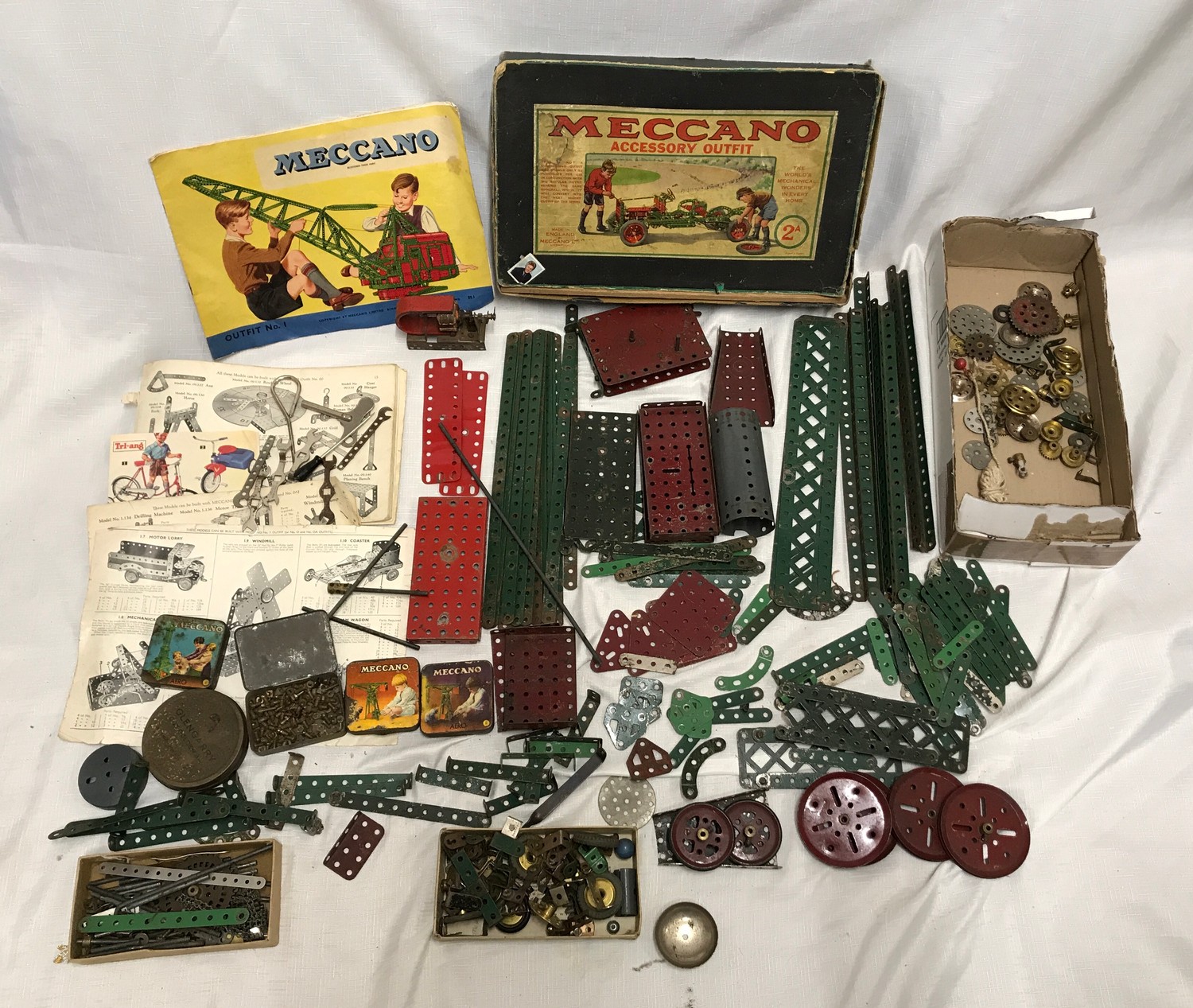 Meccano collection, accessory outfit, 2A box, instruction booklets, Meccano screws tins, playworn