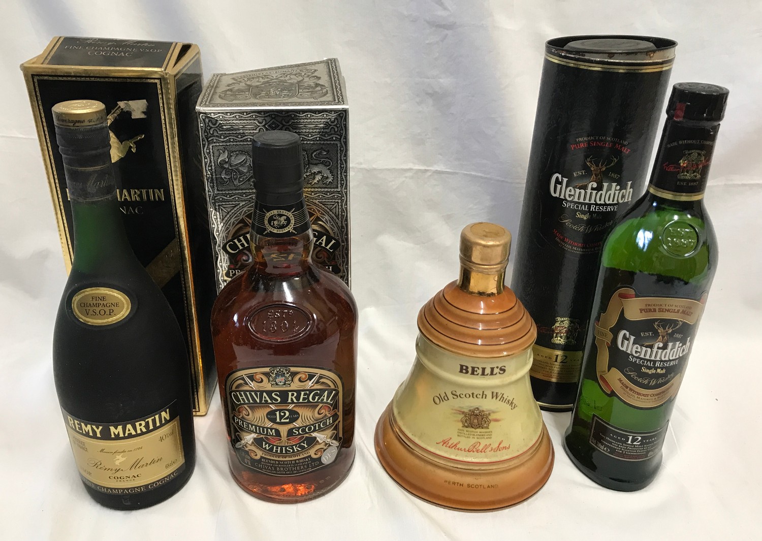 Whisky, Glenfiddich single malt special reserve 70cl, Bells Whisky decanter, Chivas Regal Premium