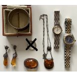 A collection of jewellery to include a silver hallmarked napkin ring, Birmingham 1921 D&B 22g