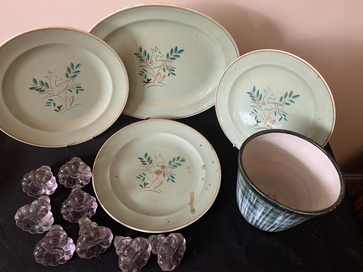 Four Poole pottery plates, 8 glass knobs and a Rye pottery plant pot.Condition ReportOne plate - Image 2 of 4