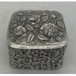 Hallmarked silver box with roses to top and gilt interior. 4 x 4cms. Deakin & Francis Ltd,