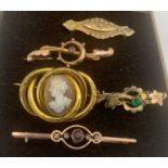 Five various 19thC bar brooches to include three in 9ct gold and two others.Condition ReportRepair