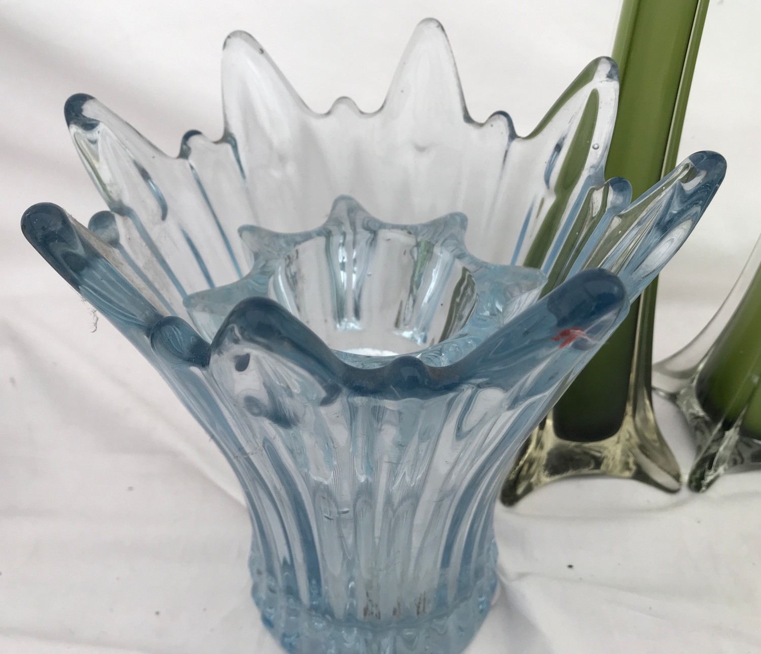 Mid century coloured glass vases to include a pair of green tall slim vases 40cms h, a blue flared - Image 3 of 4
